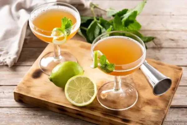 Najlepsze drinki z Bacardi, które musisz spróbować na imprezie
