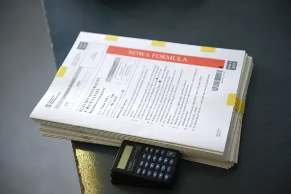 Ile trwa matura rozszerzona z matematyki? Poznaj kluczowe informacje