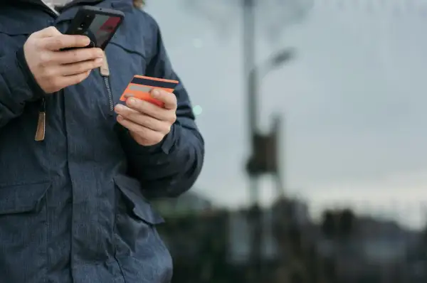Mobile tools dla użytkowników - funkcje, które realnie ułatwiają korzystanie z serwisów rozrywki online