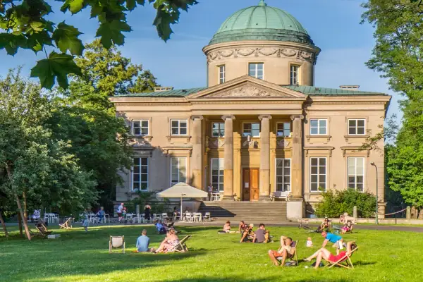 Najlepsze atrakcje w Mokotowie, które musisz zobaczyć w Warszawie