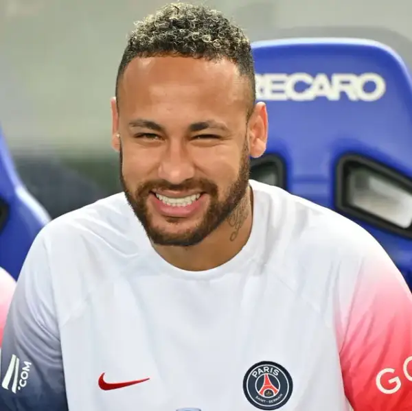Ile lat ma Neymar? Zaskakujące fakty o jego wieku i karierze