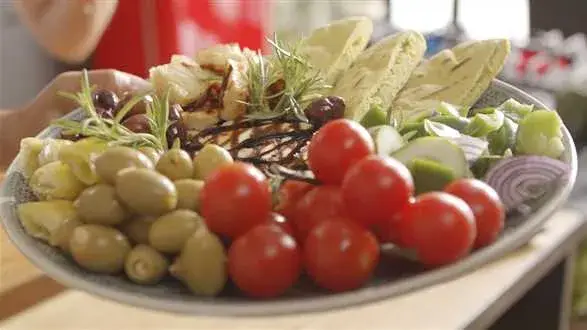 Meze – grecki talerz przystawek