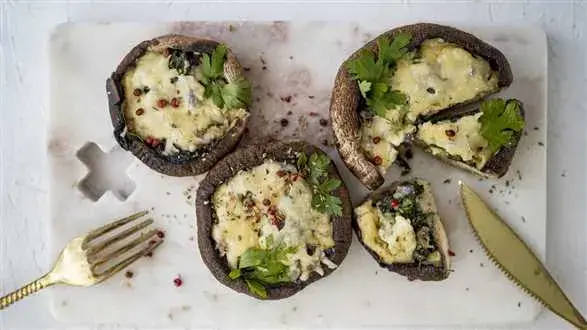 Faszerowane pieczarki portobello