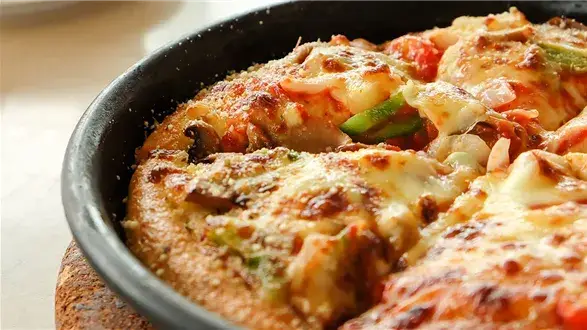 Pizza z patelni