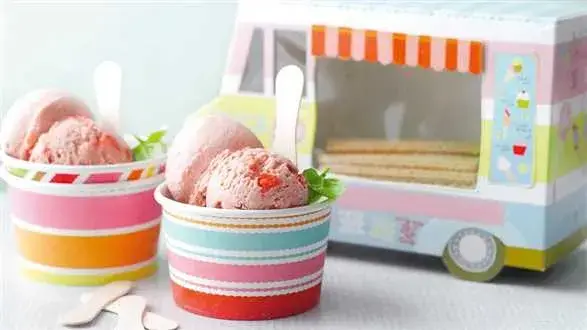 Lody truskawkowe z bazylią