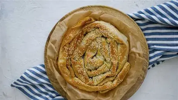 Burek ze szpinakiem