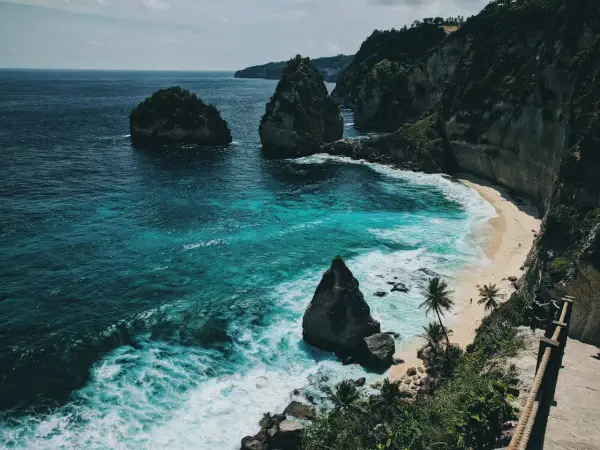 Ile trwa lot na Bali z Polski? Skróć podróż i leć mądrze!