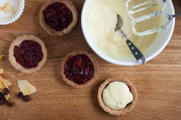 Krem waniliowy idealny - przepis krok po kroku bez zwarzenia