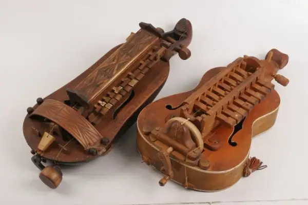 Muzyka w średniowieczu - rodzaje, tańce, instrumenty, historia muzyki średniowiecznej
