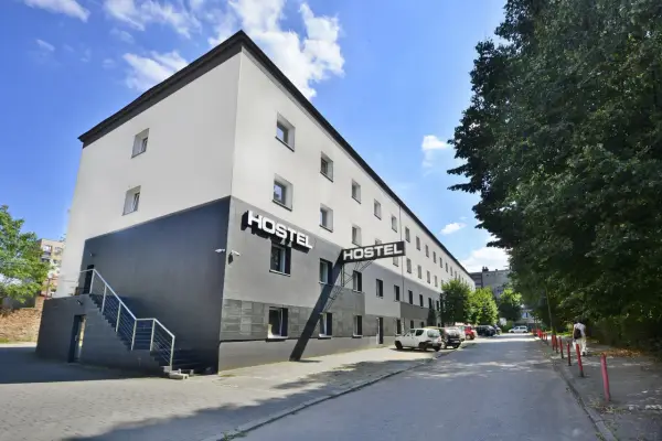 Hostel Katowice Centrum: Gdzie spać tanio i wygodnie?
