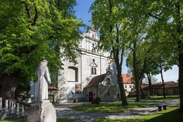 Odkryj najciekawsze atrakcje w Pińczowie, które musisz zobaczyć