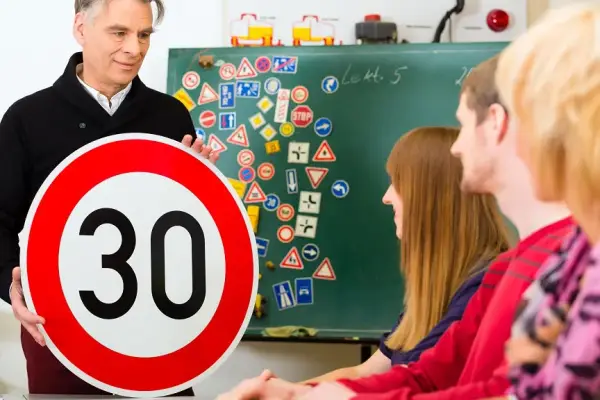 Jak zdać teorię z prawa jazdy - skuteczne metody i porady, które działają