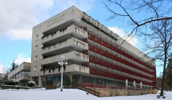 Szpital Uzdrowiskowy Jubilat: NFZ, zabiegi, opinie. Czy warto?