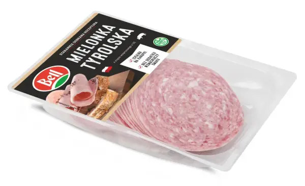 Plastikowe opakowanie z plastrami mielonki tyrolskiej Bell. Idealna na kanapki, bez dodatku wzmacniaczy smaku.