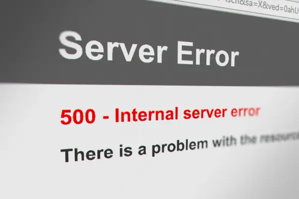 Błąd HTTP 500: Jak naprawić i uniknąć problemów z serwerem