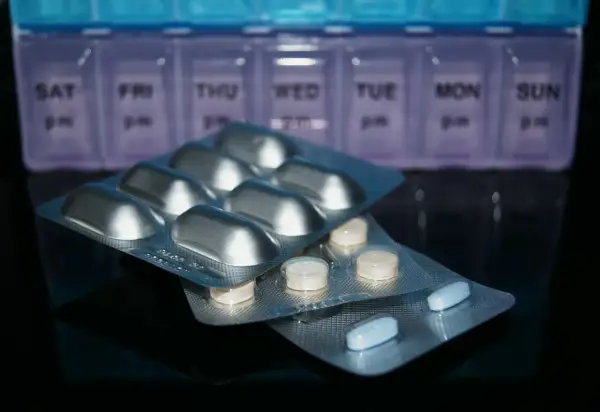 Depakine Chrono w opiniach pacjentów: czy stosować na padaczkę?