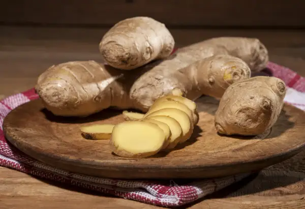 Jakie zioła na cholesterol mogą naprawdę pomóc w jego obniżeniu?