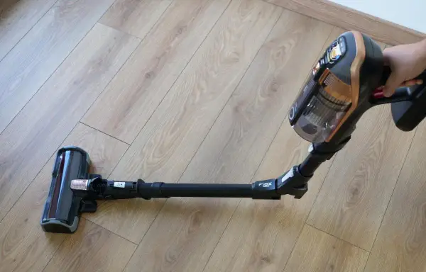Dyson czy Tefal: który odkurzacz naprawdę spełnia oczekiwania?