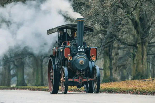 Kiedy wynaleziono maszynę parową? Historia ewolucji