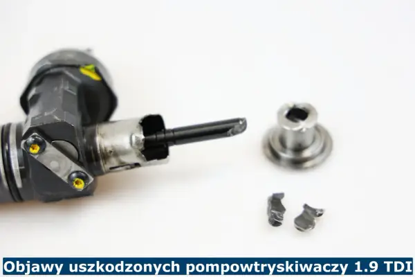 Uszkodzony pompowtryskiwacz 1.9 TDI z widocznymi objawami awarii: pęknięte elementy, luźne części.