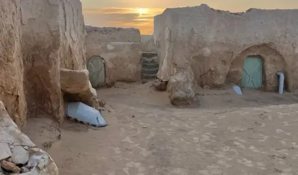 Gdzie kręcono Gwiezdne Wojny w Tunezji? Odkryj tajemnice Tatooine