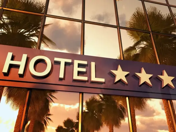 Hotel 4-gwiazdkowy - Co naprawdę oznacza i kiedy warto?