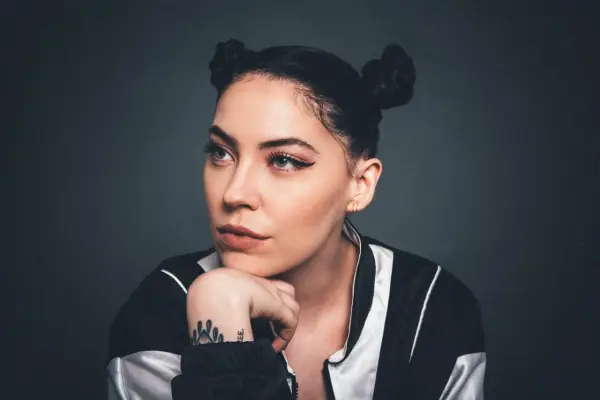 Bishop Briggs "River" - Prawdziwe znaczenie i siła utworu