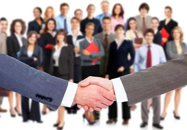 Co to jest związek zawodowy i jakie ma znaczenie dla pracowników?