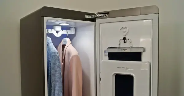 Szafa parowa z UV: Czy to skuteczna dezynfekcja ubrań?