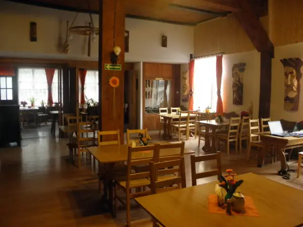 Gdzie zjeść w Sobótce? Odkryj najlepsze lokale i smaki
