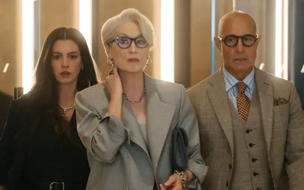 Meryl Streep como Miranda Priestly en "El diablo viste de Prada", con Anne Hathaway y Stanley Tucci.
