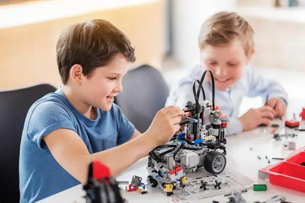 Zajęcia z robotyki: Jak wybrać najlepsze dla dziecka? Poradnik.