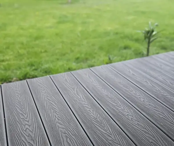 Jaka deska na taras? Wybierz idealną dla swojego ogrodu