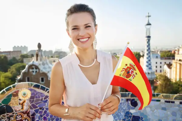 Ile trwa lot z Krakowa do Barcelony? Sprawdź czas podróży