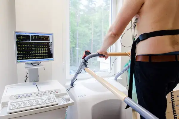 Co zabrać na rehabilitację kardiologiczną? Ważne rzeczy, które musisz mieć