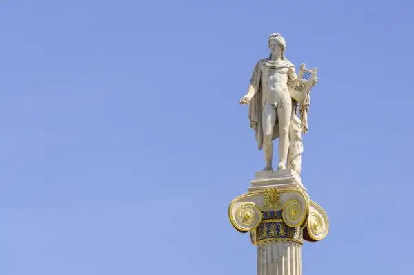 Apollo, brat Artemidy - kim był i za co czcili go Grecy?