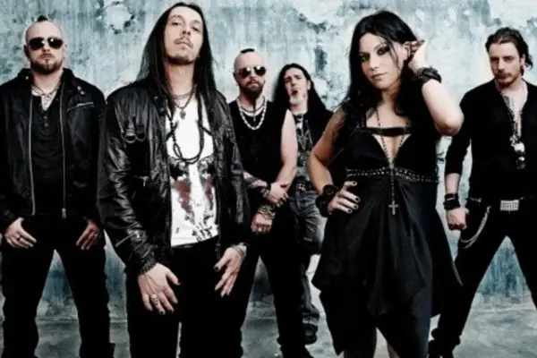 Lacuna Coil Self Deception: Znaczenie i Interpretacja Tekstu