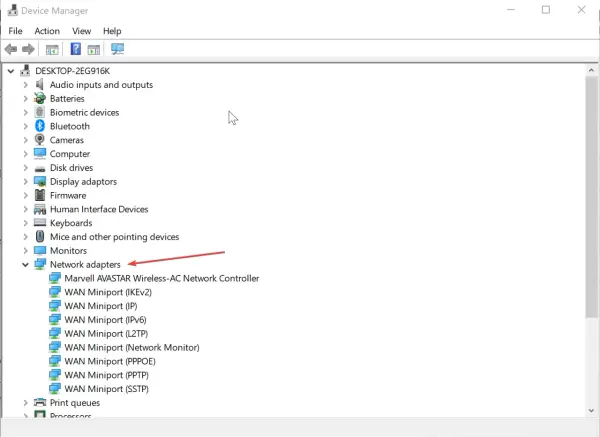 Menedżer urządzeń pokazuje "Network adapters" - klucz do tego, jak przyspieszyć wifi na laptopie.