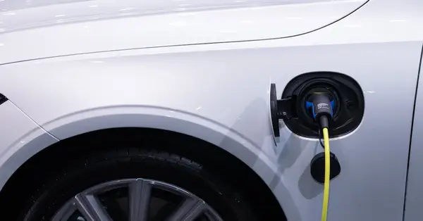 Moda na elektryki - jak ten trend zmienia motoryzację?