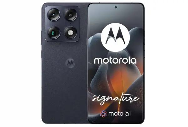 Nowoczesny telefon Motorola z potrójnym aparatem i ekranem z logo "signature moto ai". Wśród wielu marek telefonów, ten wyróżnia się designem.