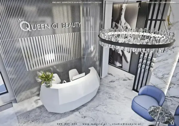 Nowoczesne wnętrze gabinetu "Queen of Beauty" z recepcją i kryształowym żyrandolem. Opinie o tym miejscu z pewnością są pozytywne.