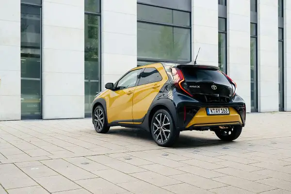 Toyota Aygo X Hybrid - czy to najlepszy miejski crossover?