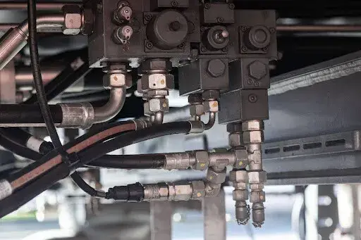 Jak odpowietrzyć sprzęgło hydrauliczne i uniknąć problemów z działaniem