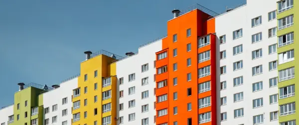 Kto kontroluje radę nadzorczą spółdzielni mieszkaniowej i jak to działa