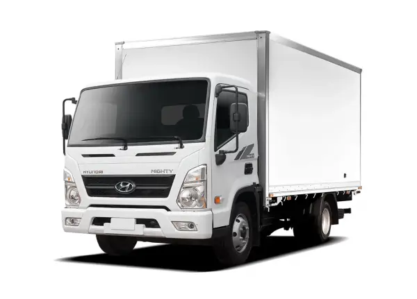 Camión Hyundai Mighty blanco, listo para obtener su permiso de circulación y empezar a transportar.