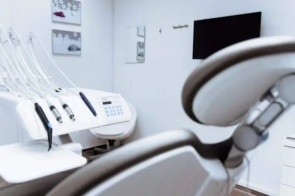 Jak często do dentysty? Twój spersonalizowany plan wizyt