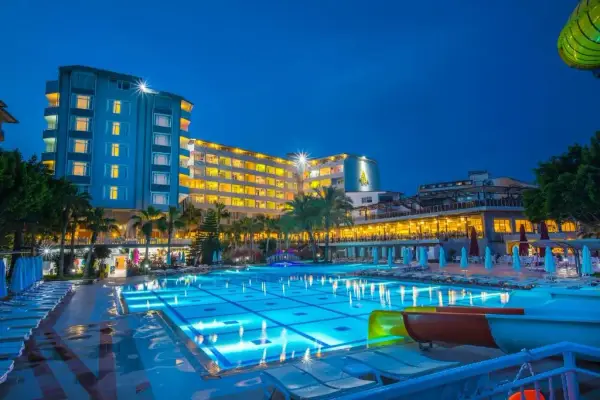Meridia Beach Turcja: Raj dla urlopowiczów nad Morzem Śródziemnym
