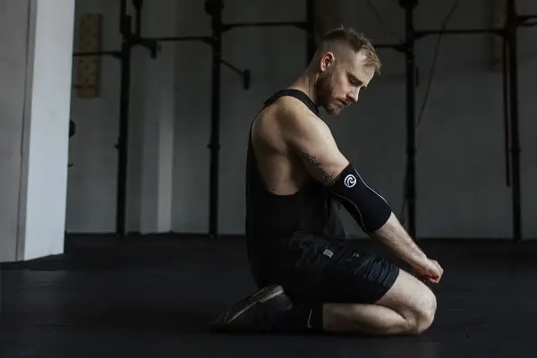 Jak często trenować crossfit, aby uniknąć przetrenowania i kontuzji?