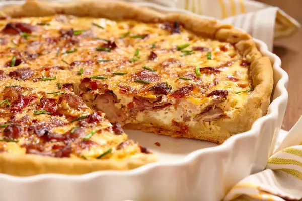 Tarta z kurczakiem - przepis na idealny obiad, który zawsze wychodzi