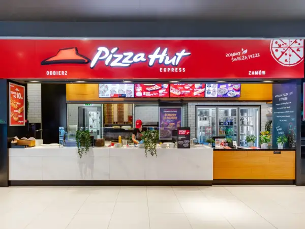 Pizza Hut Express z ofertą dla studentów. Zamów świeżą pizzę i skorzystaj ze zniżki studenckiej.